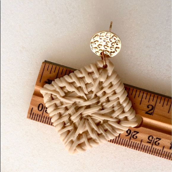 NWT Boho Woven Look Square Drop Statement Earrings - Picture 4 of 5